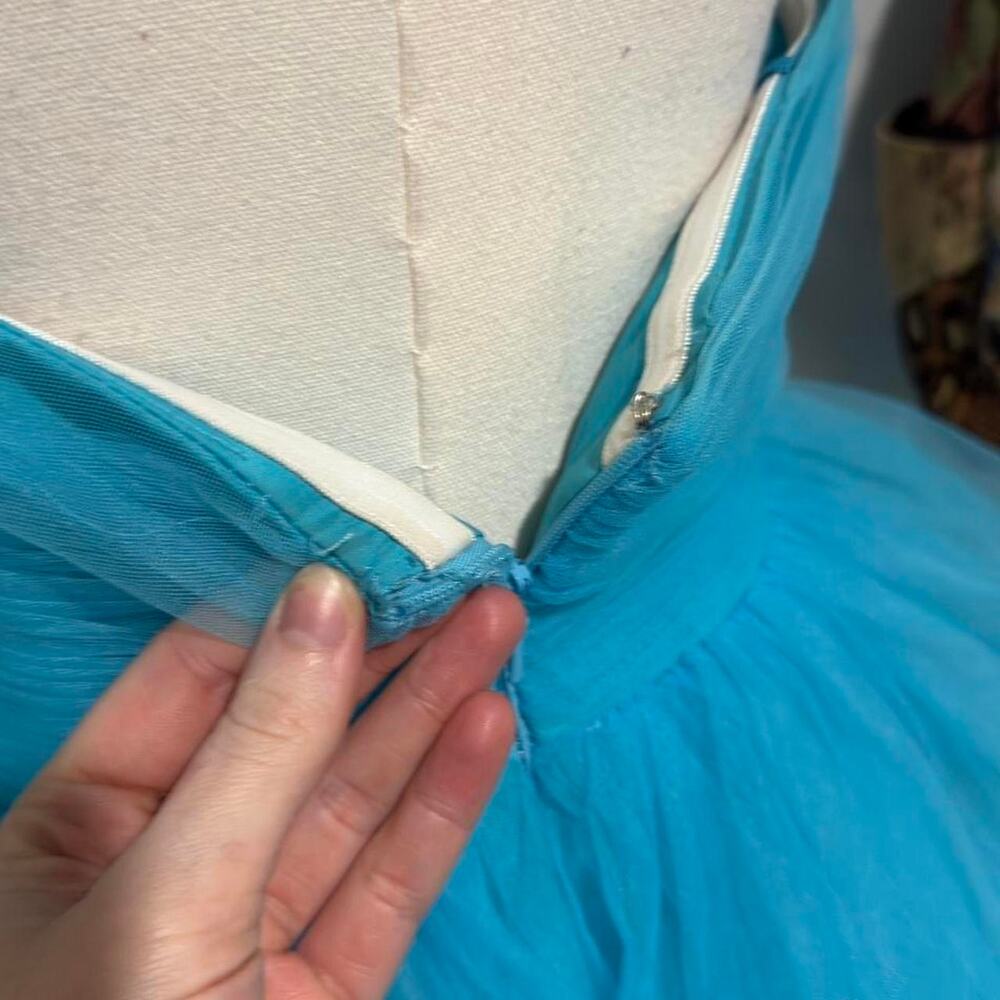 NWOT Ashley Lauren Turquoise Blue Tiered Tulle Strapless Ballgown Prom Dress 6/S - Picture 7 of 8